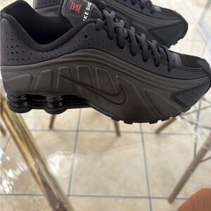 Nike Shox Matte Black Running Sneakers